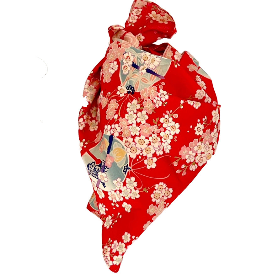 TØRKLÆDE OUTLET- Japansk halsklud i rødt bomuld med blåt mønster I Grønlykke.com