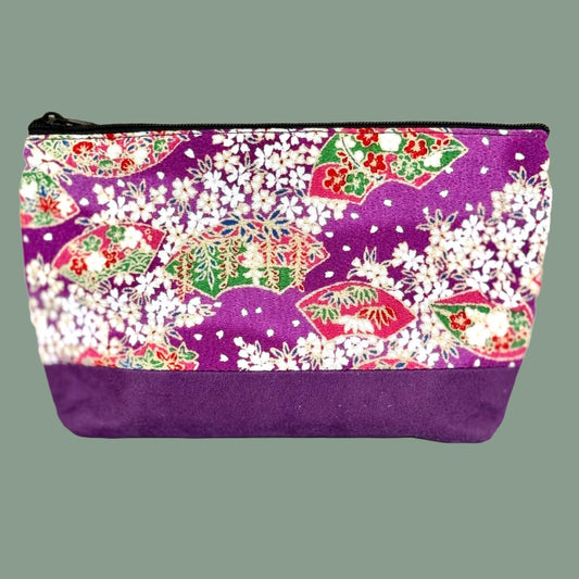 Lilla japansk kosmetikpung med kirsebærblomster og vifter - Grønlykke.com
