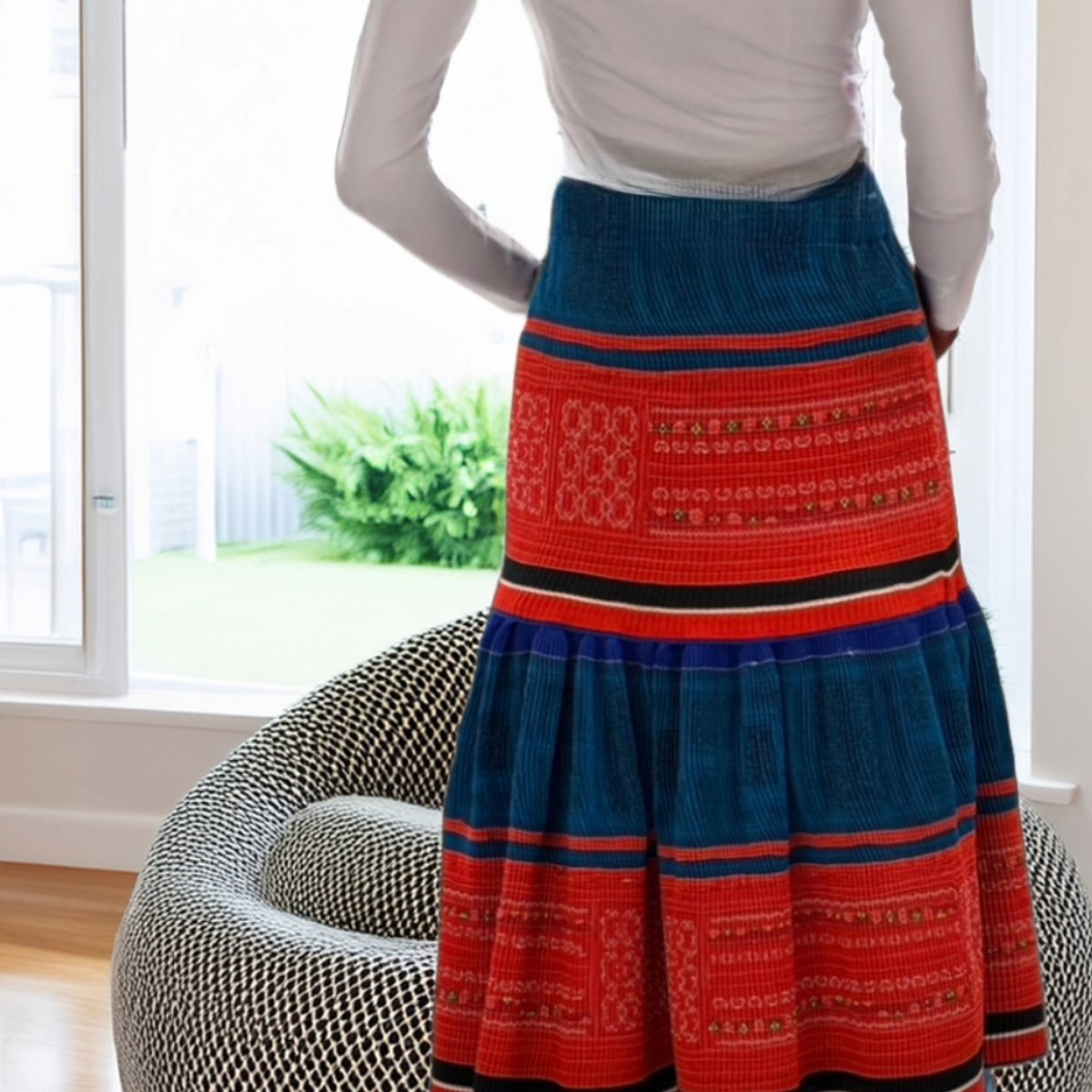 Nederdel - Hmong vintage i rød og blå plisseret #4 - Grønlykke.com