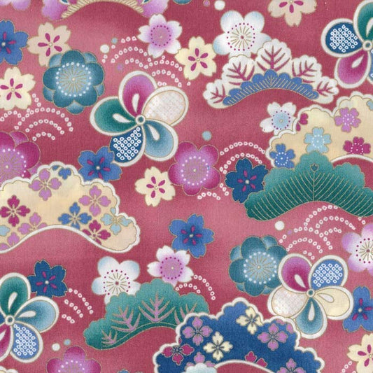 Stof japansk i Dusty Mauve med små blomstret motiv i, Hvid, Blå, & Grøn - Grønlykke.com