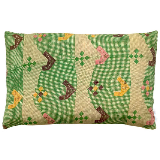 Unika Pude – Vintage Kantha i Grøn, Hvid, Gul og Rosa #1 | 60 x 40 cm - Grønlykke.com
