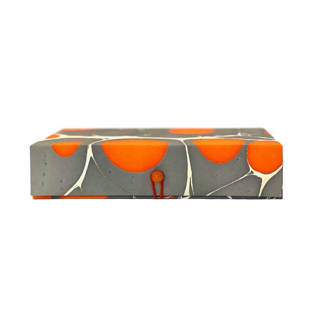 Stor æske i marble papir - Bright Orange, Grå & Hvid I grønlykke.com
