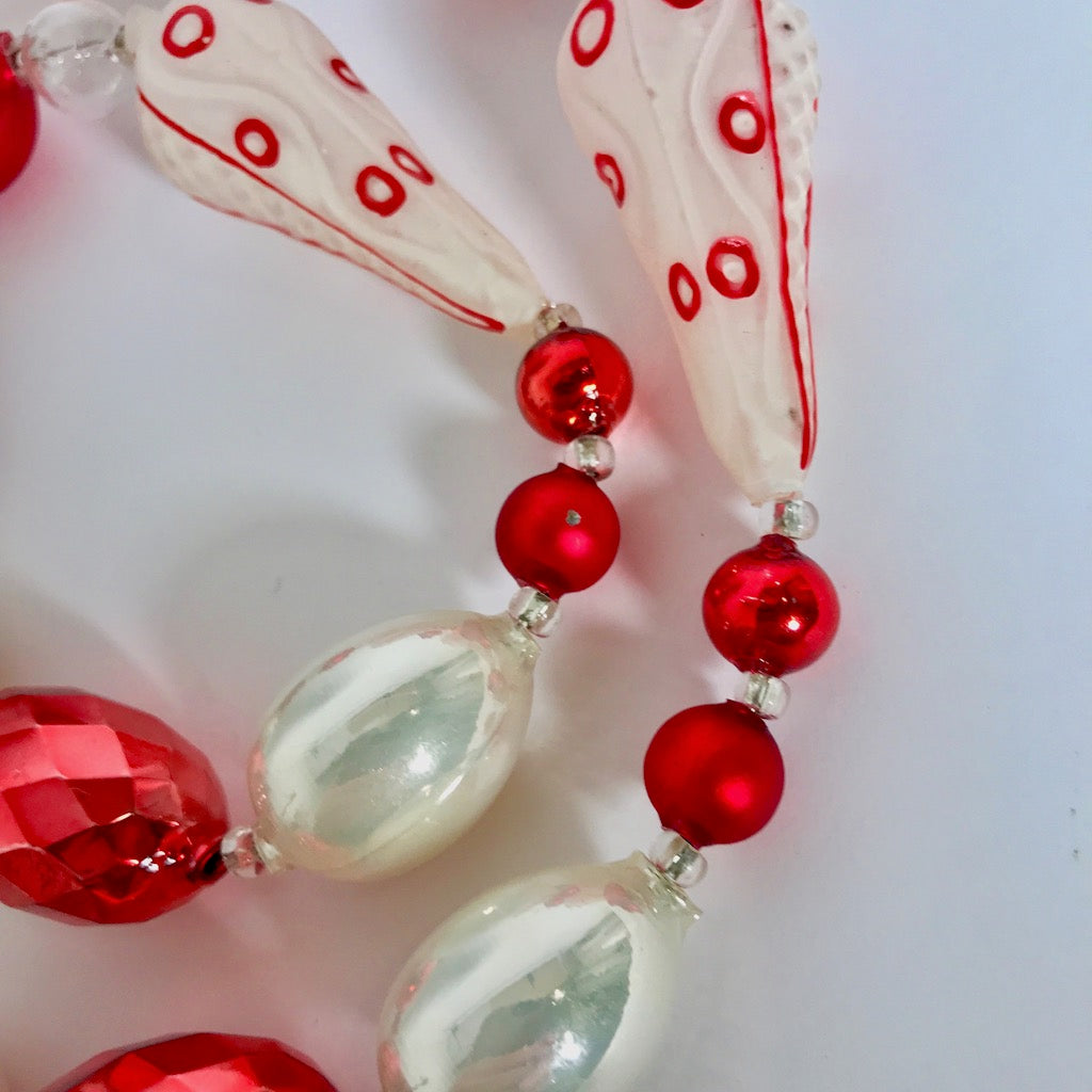 Julepynt - Red & White glas Guirlande