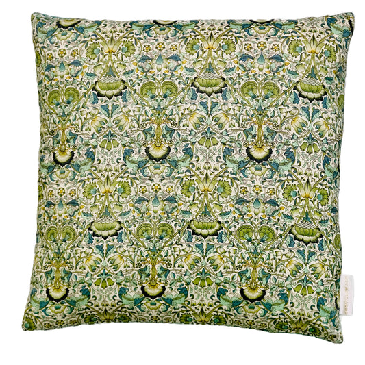 Designerpuder fra Liberty Art Fabric,  "Lodden" - green, 40 x 40 cm I grønlykke.com